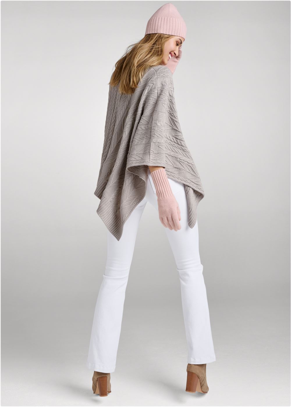 Venus VENUS | Sweater Knit Poncho in Grey
