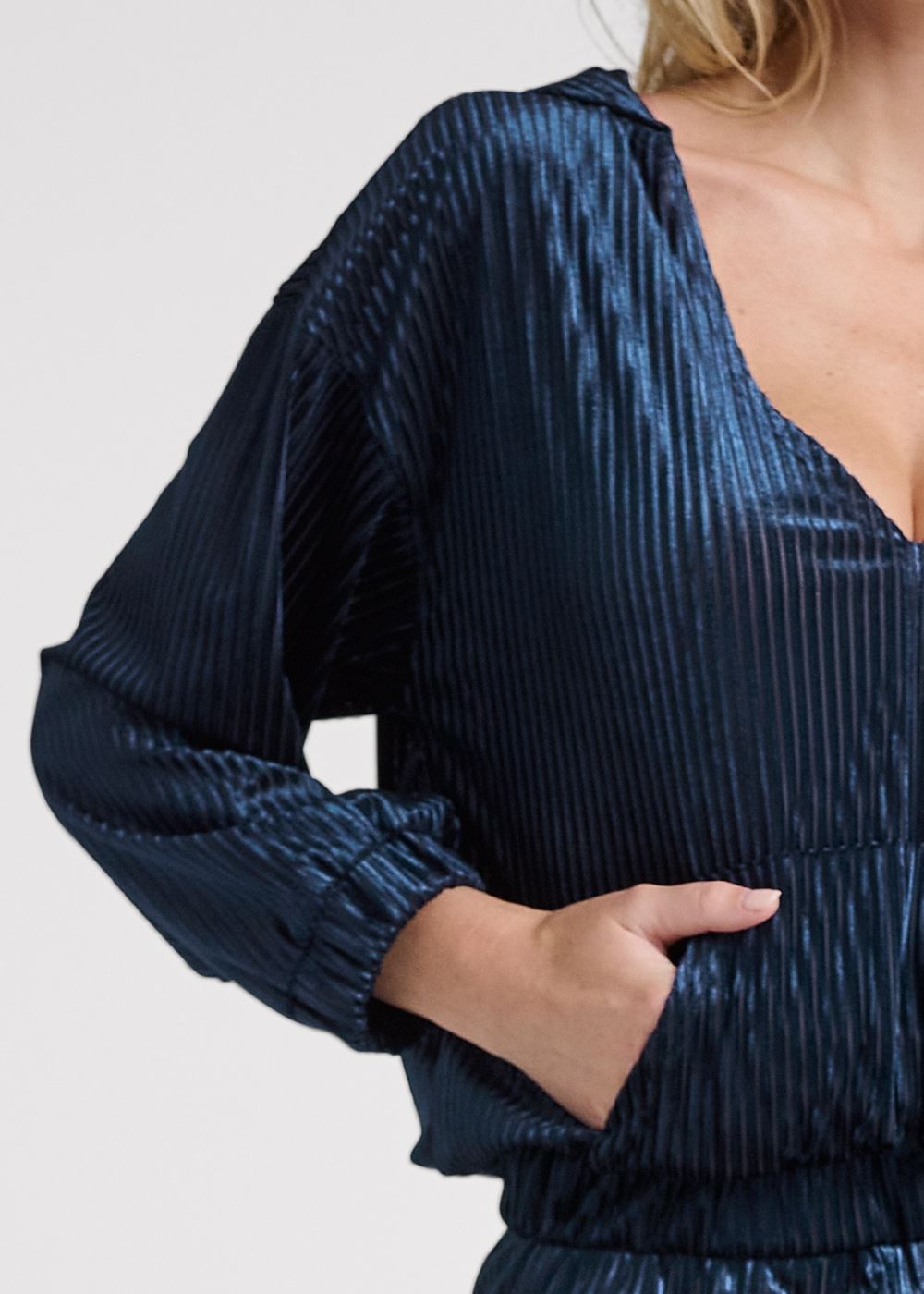 Venus Ribbed Velvet Pant Set in Navy