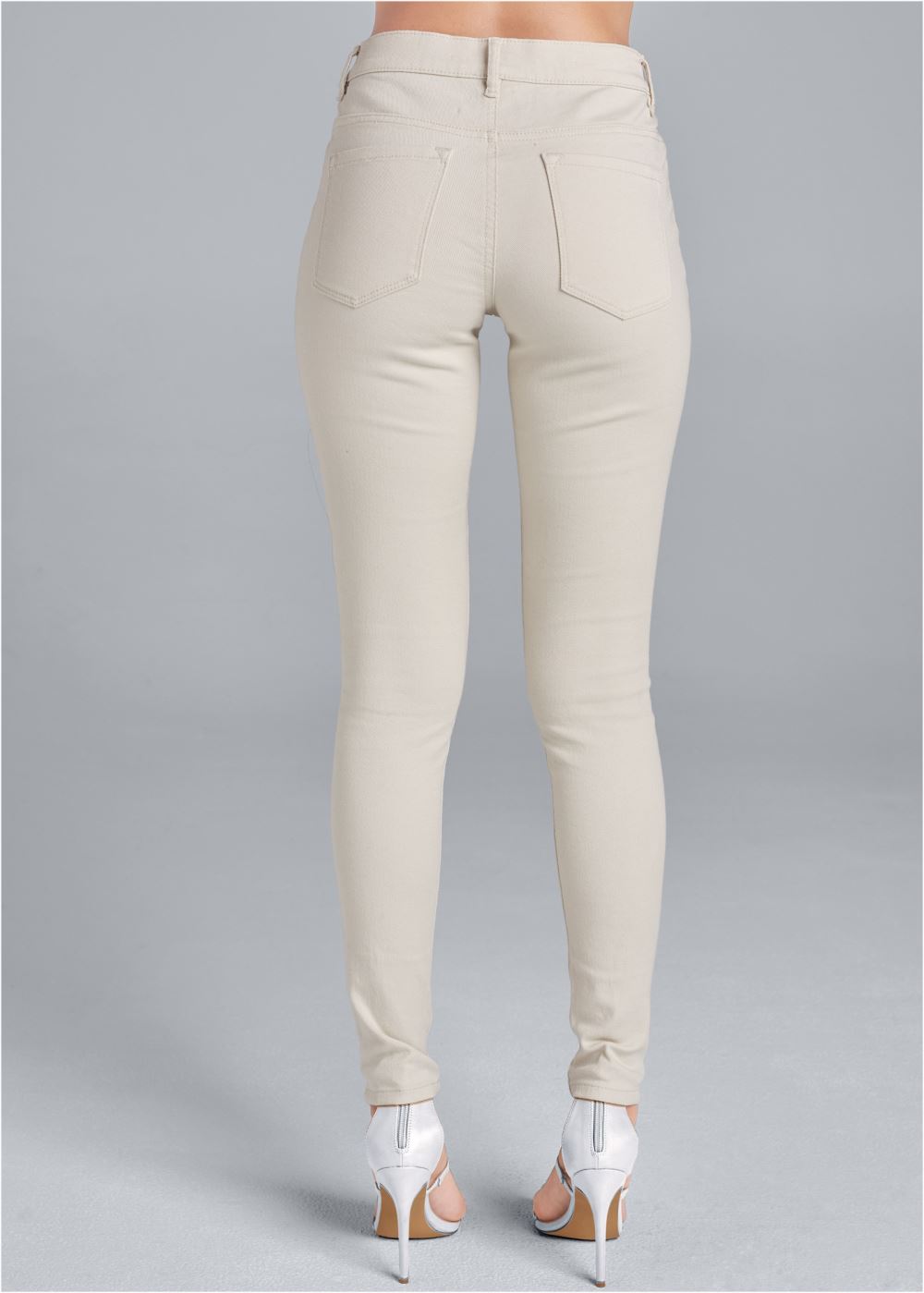 Venus Slim Jeans in Natural