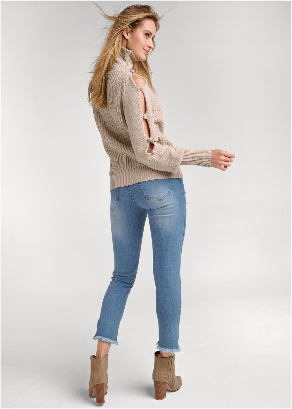 Venus VENUS | Pom-Pom Slit Sleeve Sweater in Taupe
