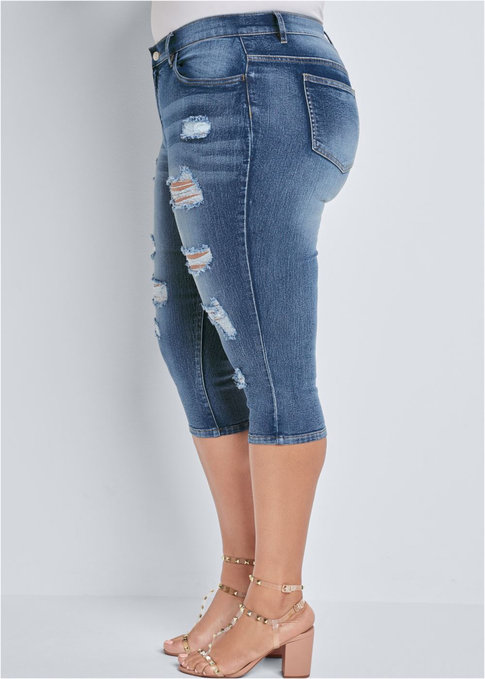 Venus Plus Size Ripped Capri Jeans in Medium Wash