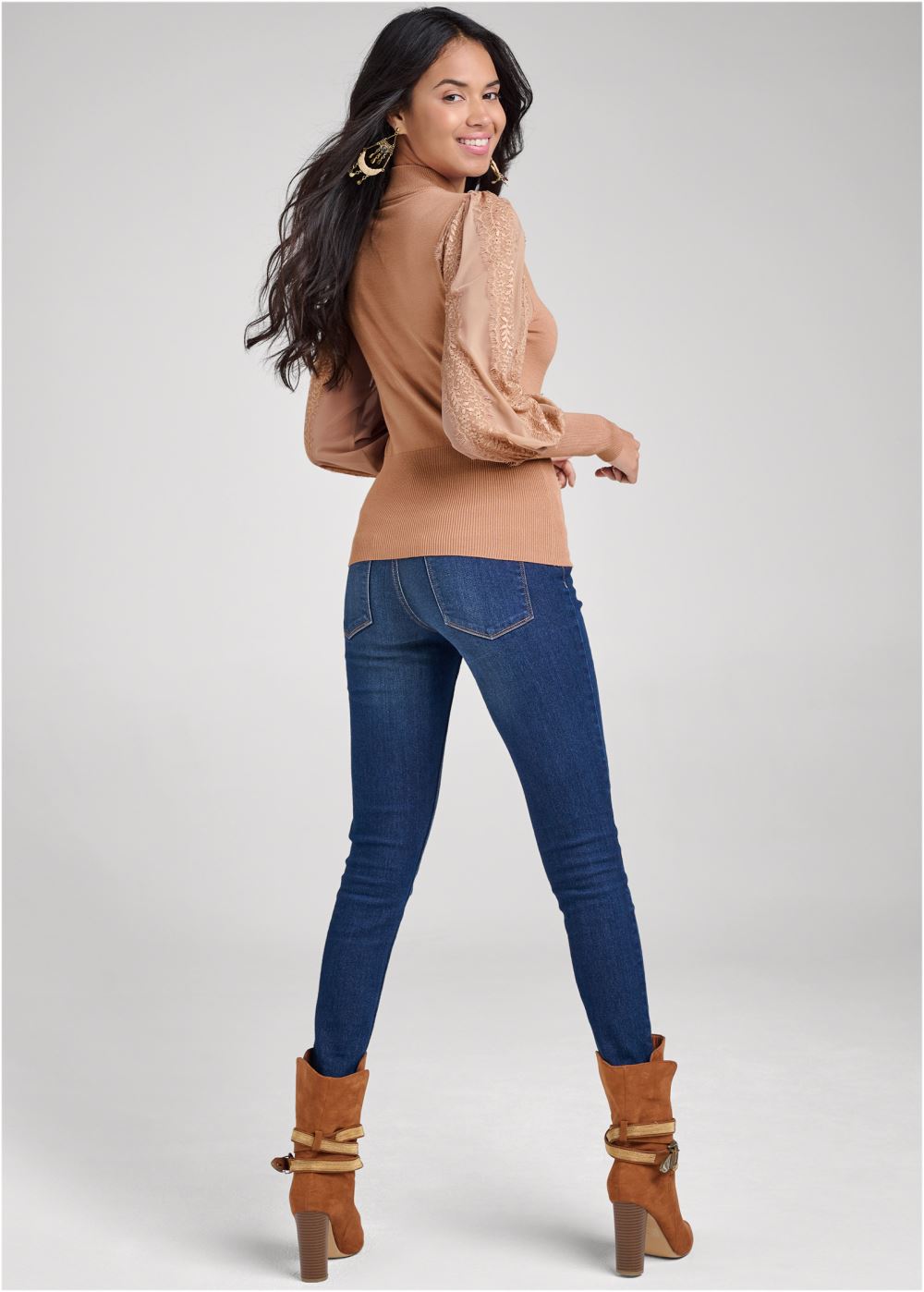 Venus Tan LACE BALLOON SLEEVE SWEATER